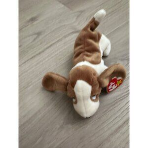 TY Beanie Baby Dog Tracker NWT DOB June 5, 1997